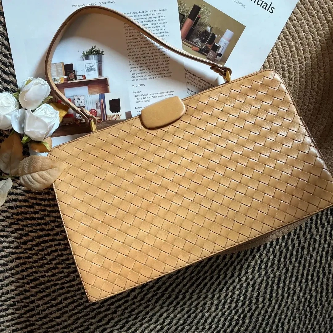 95新  Bottega Veneta 葆蝶家中古小号浅棕色编织手提包单肩包