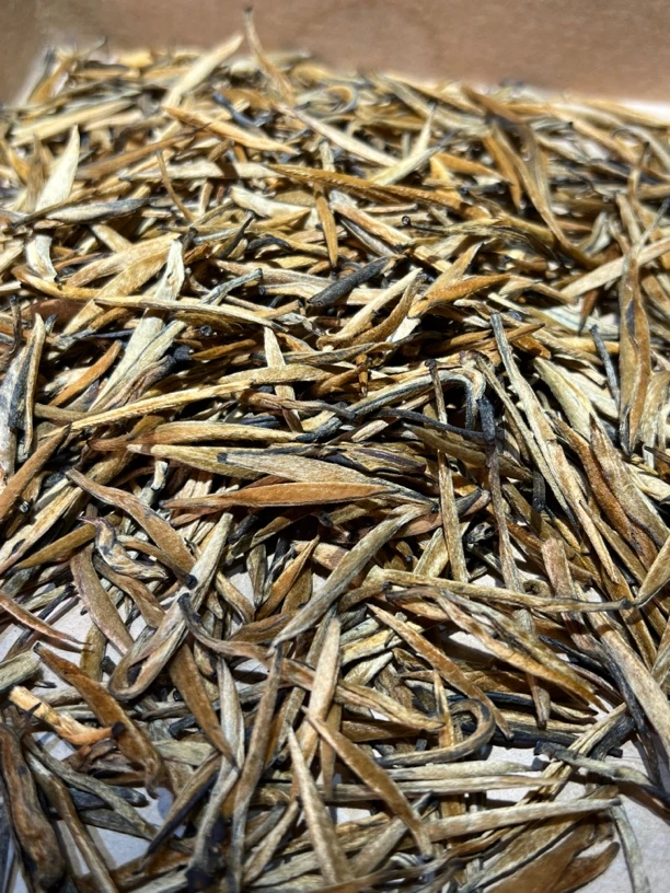 云南凤庆红茶滇红大金针250g