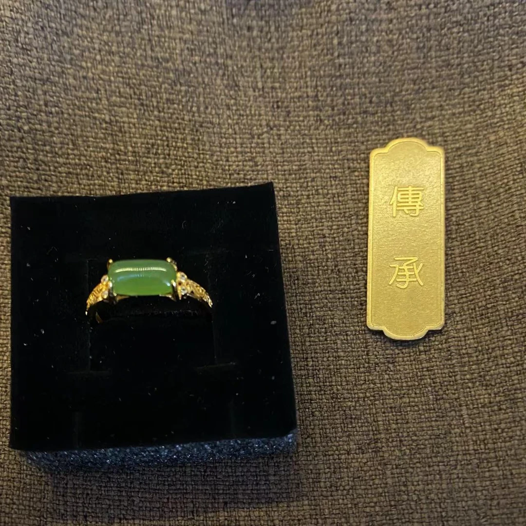 【冰晴之夏】碧玉925银镶嵌和田玉戒指