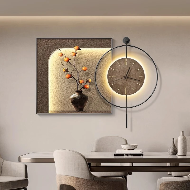 柿柿如意餐厅装饰画客厅钟表挂画侘寂风饭厅餐桌背景墙壁画高级感