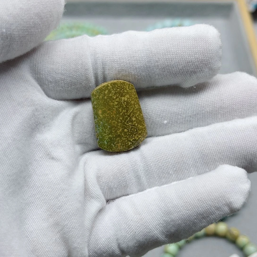 绿松石挂件未镶嵌