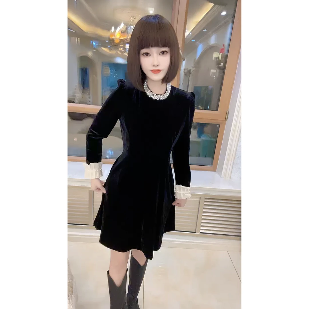 秋冬新款时尚百搭收腰显瘦拼接女装连衣裙 小个子修身丝绒小黑裙