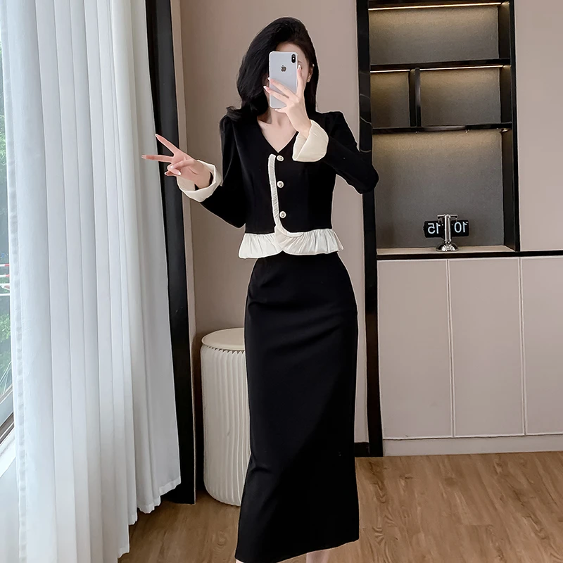 法式V领套装2025秋季新款名媛气质荷叶边上衣甜美减龄长裙两件套