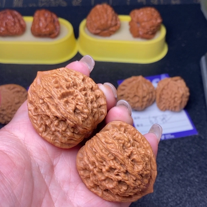 【闪购商品】文玩核桃把件033虎全40