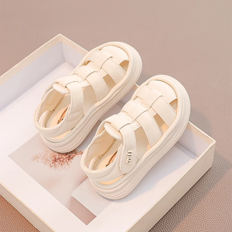 ABC女童韩版单色镂空罗马鞋2024夏季新款儿童包头轻便沙滩鞋大童