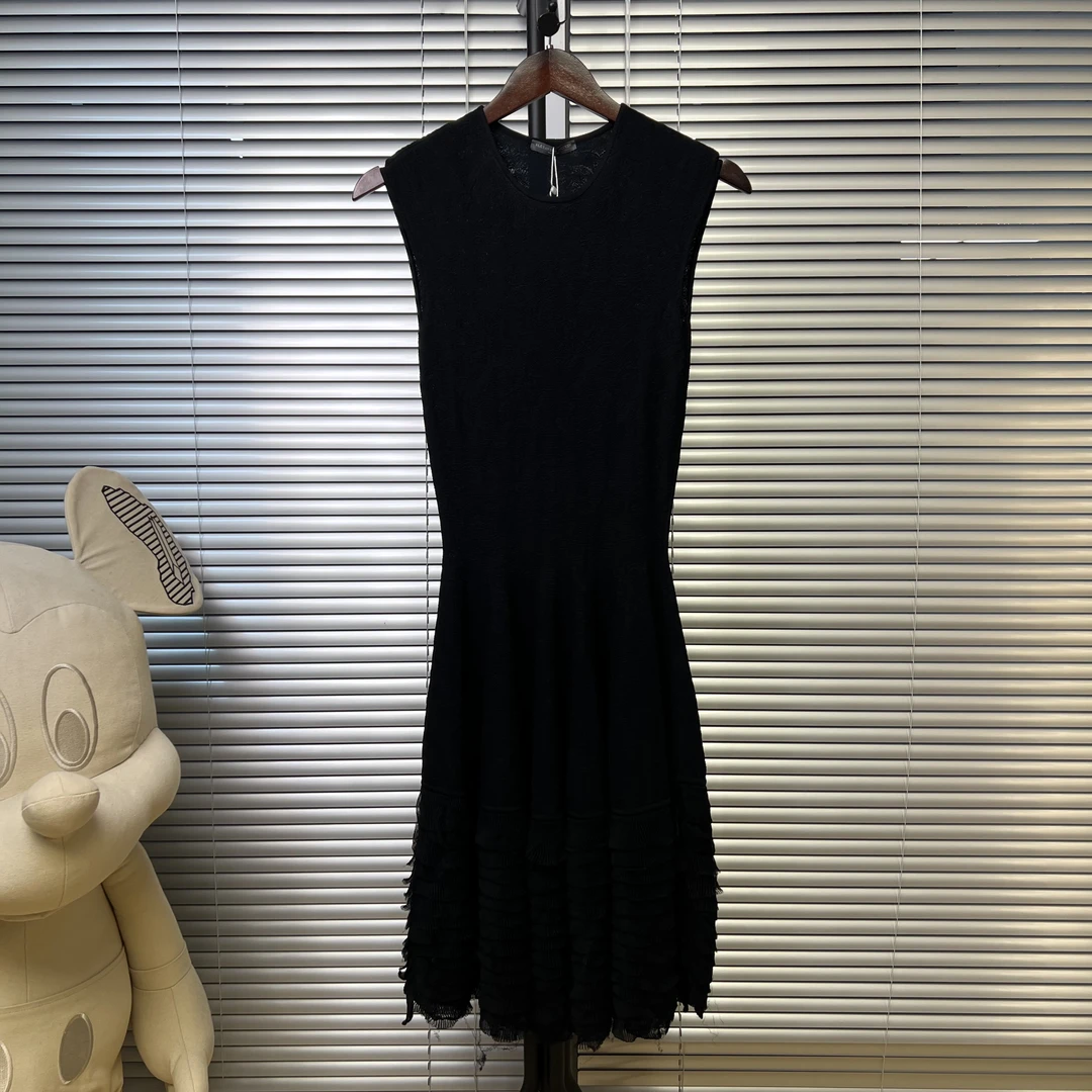 99新 Alexander McQueen/亚历山大·麦昆 蕾丝连衣裙S码 000194