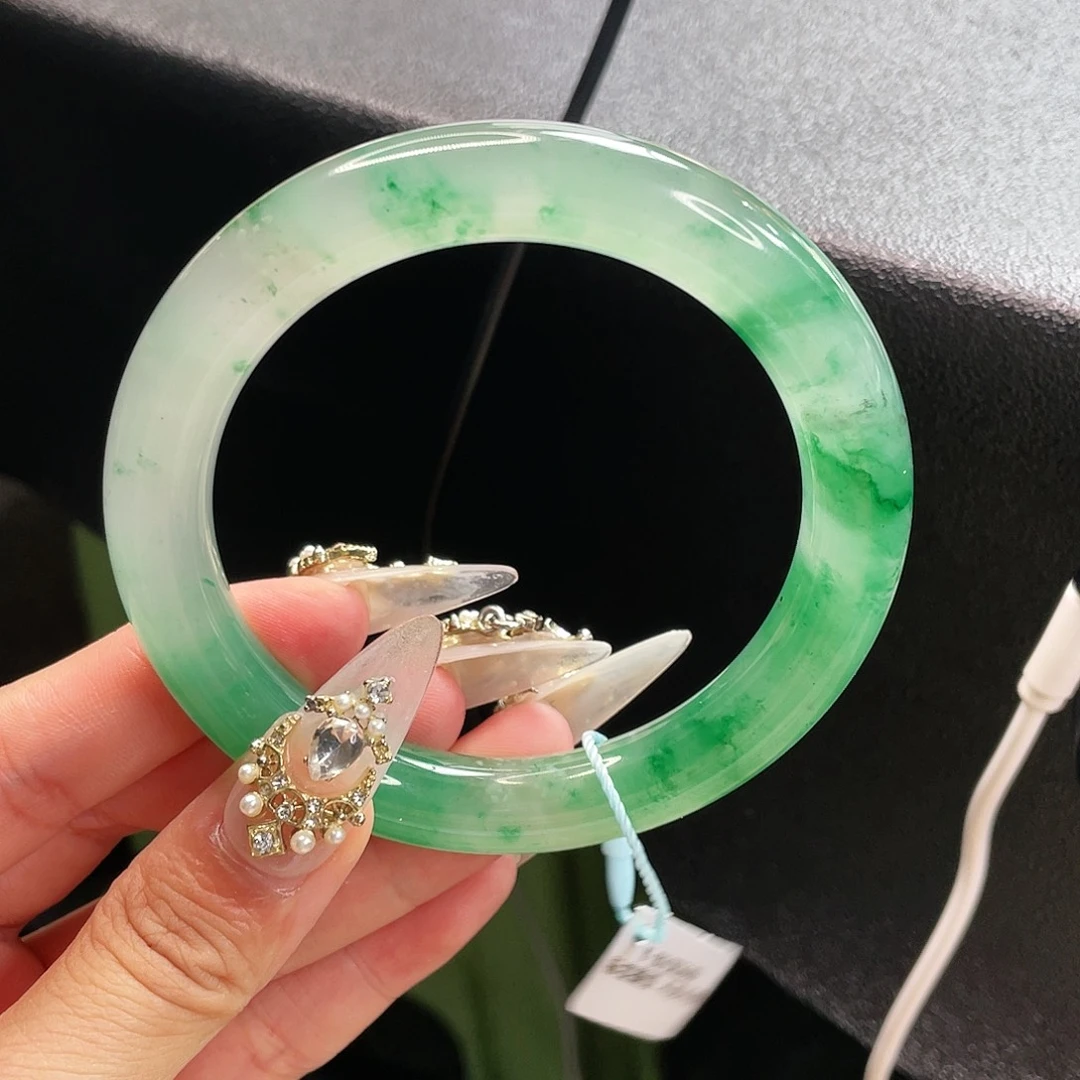 石英质玉手镯未镶嵌61
