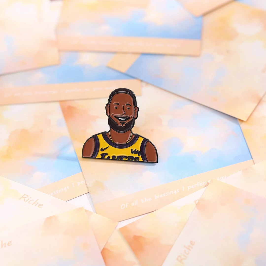 詹姆斯库里徽章胸针书包挂扣挂饰球星周边徽章装饰铁合金胸章