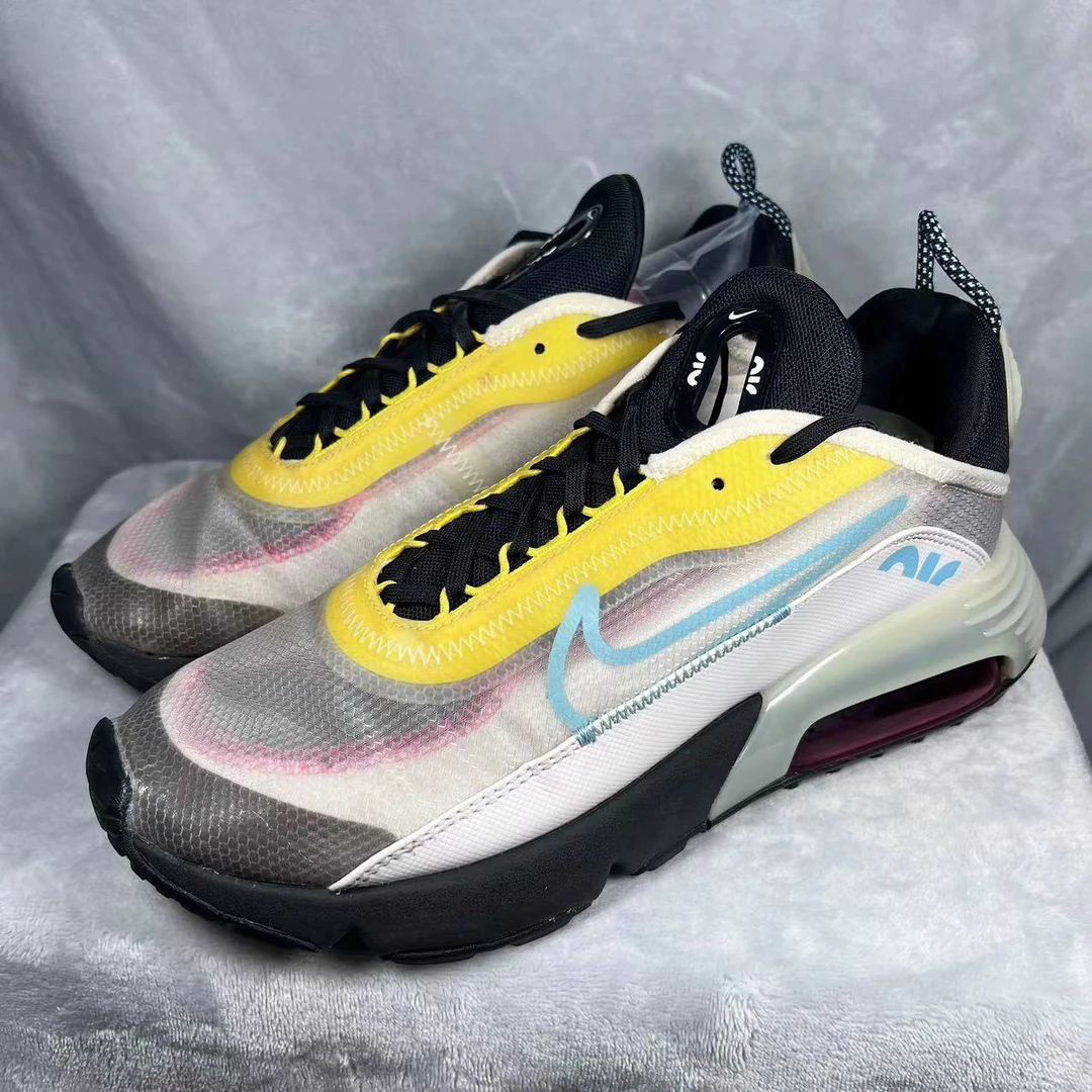 43码 Nike Air Max2090 运动鞋 9新 公价899 鞋帮微瑕