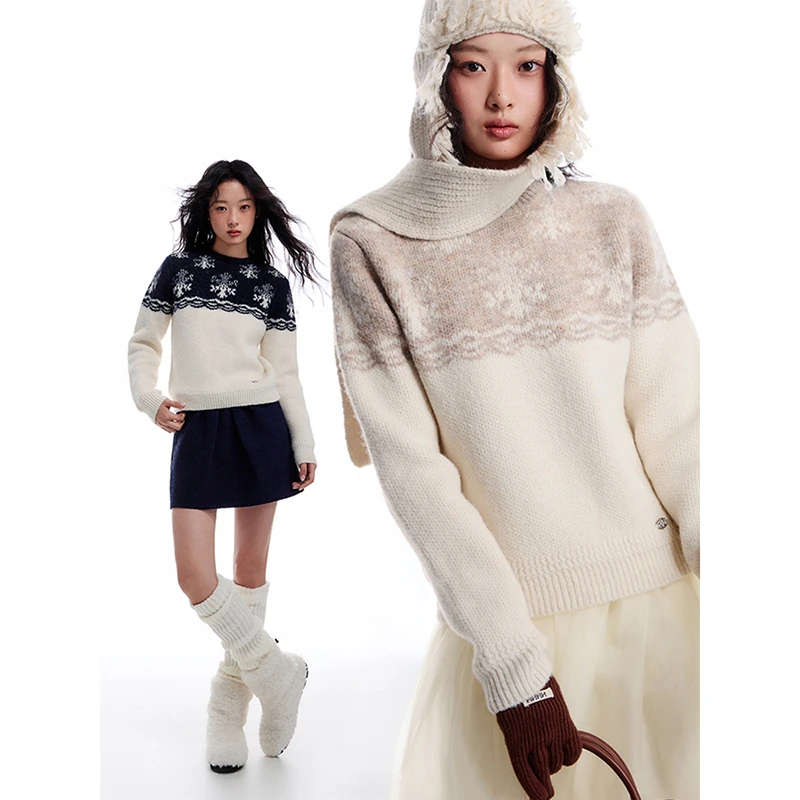 PINPINPLUS丨「雪落芝加哥」渐变雪花撞色圆领绵羊毛毛衣 8D22901GP