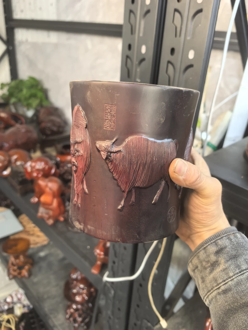 库存处理手工雕刻笔筒品相好点