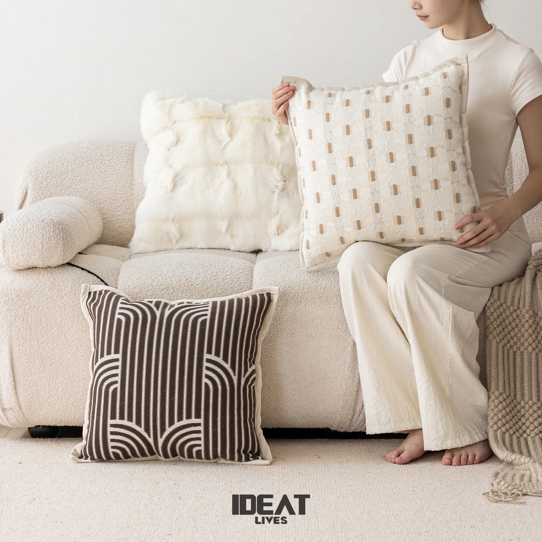 法式奶油风抱枕组合高级感枕套家用客厅装饰沙发靠枕靠背床头靠垫