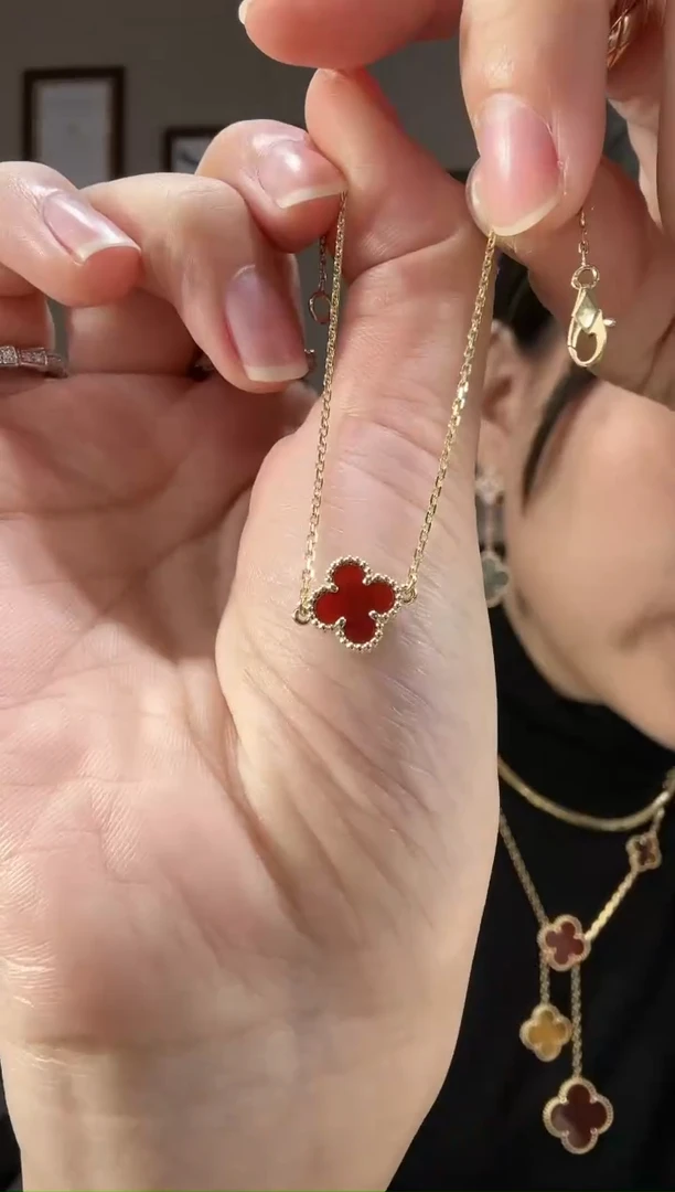 【闪购商品】玛瑙/玉髓手链18K金镶嵌单花手链