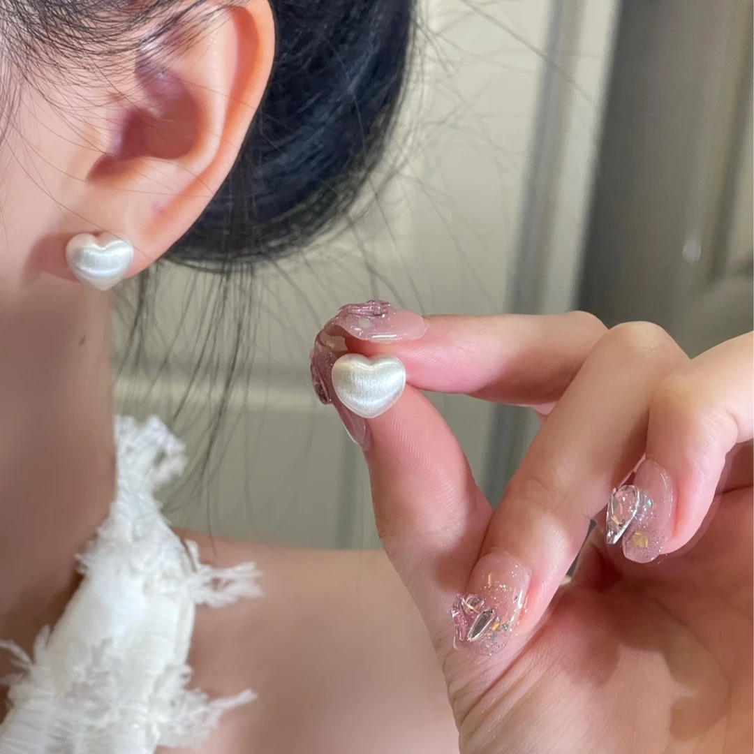 925银针耳饰 高级感拉丝银色爱心简约ins耳饰