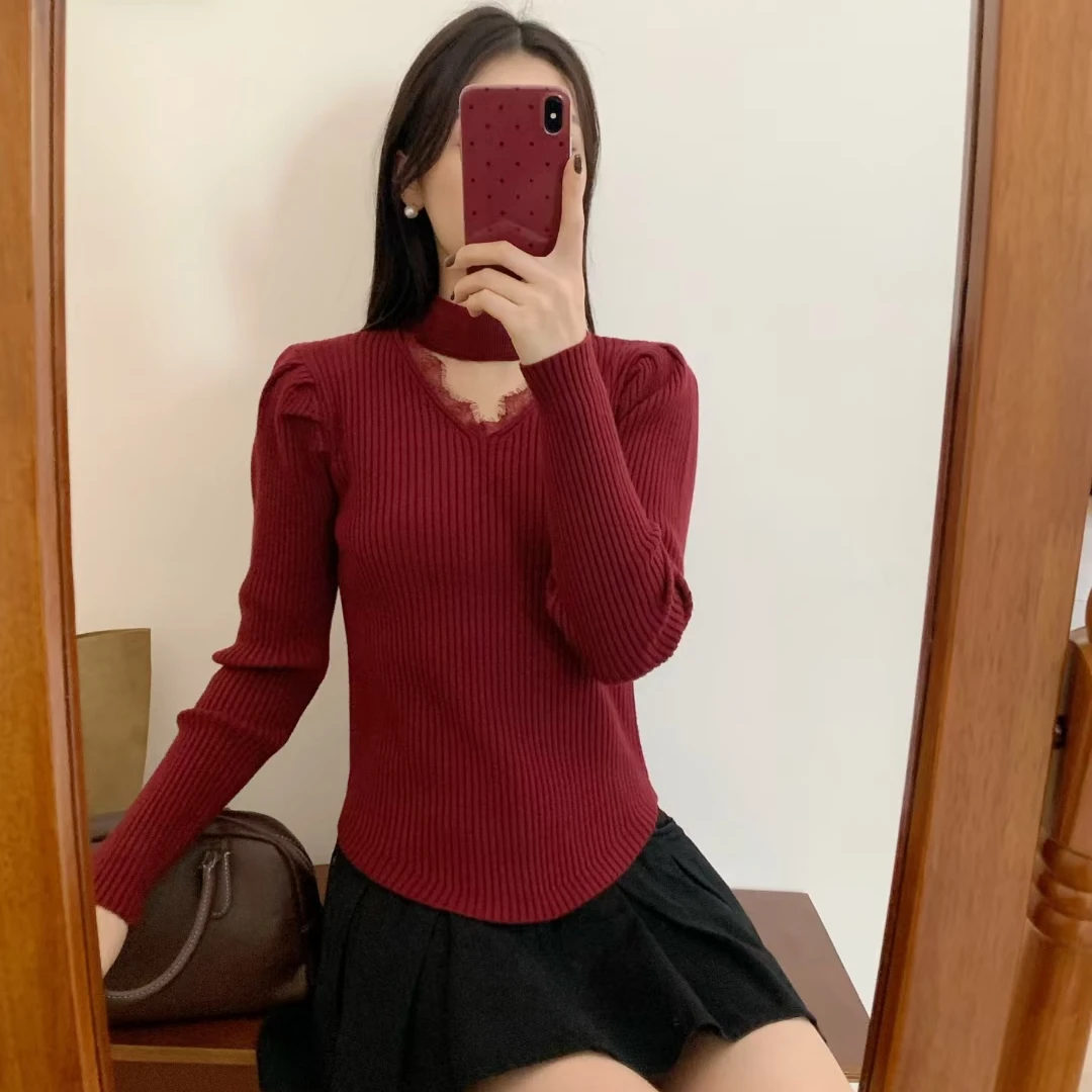 蕾丝拼接小众别致挂脖上衣设计感打底衫女内搭秋冬款洋气针织毛衣