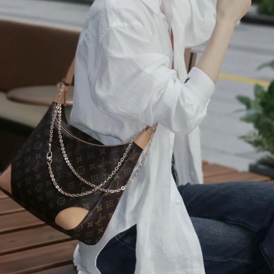 99新 LouisVuitton/路易威登 中号牛角单肩包后换植鞣革