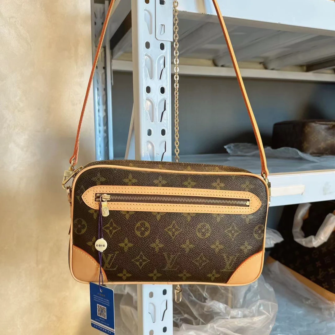 修复品开口笑26相机送肩带换植柔革（微瑕）