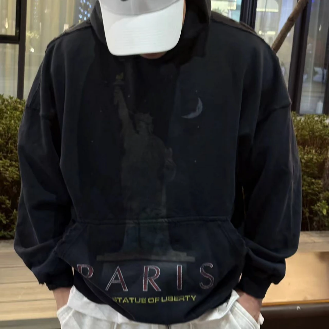 张又也自由女神像重磅套头卫衣破洞印花秋冬情侣时尚搭配黑色