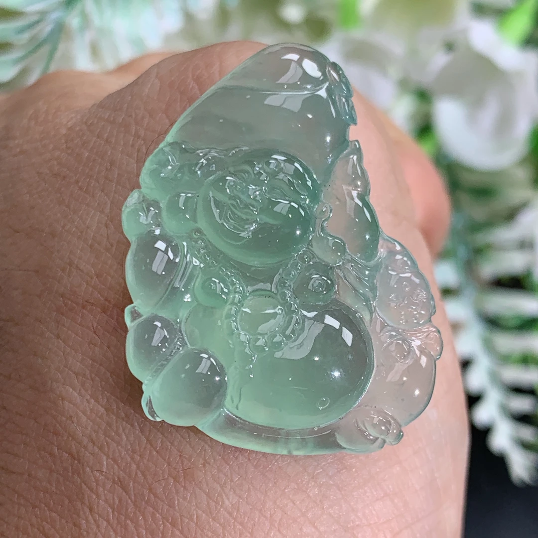 尺寸33.5×25.2×8.2缅甸天然翡翠A货高冰胶晴水绿布袋佛吊坠