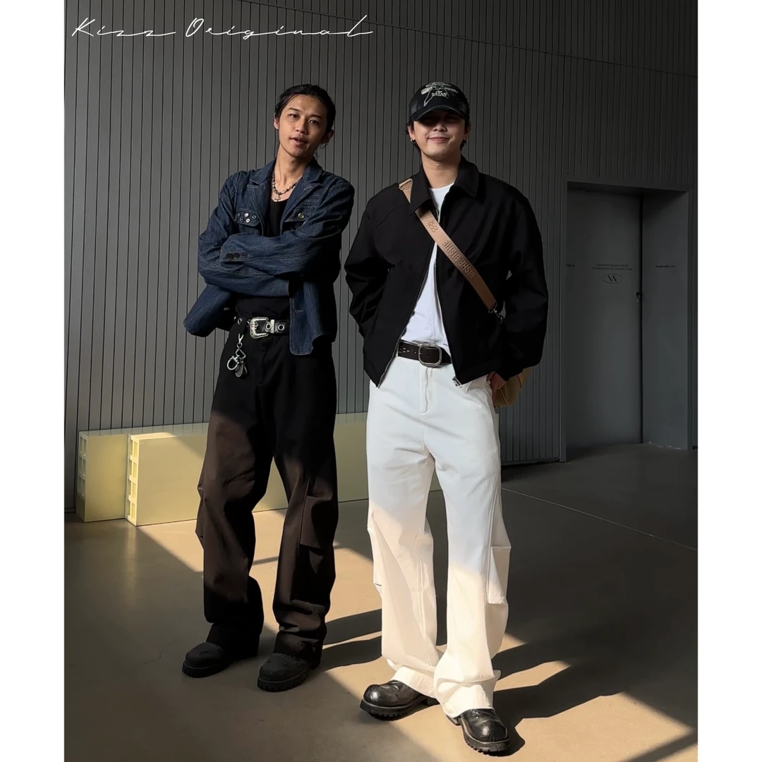 【kizz】夏季美式休闲褶皱马吉拉弧形立体剪裁弯刀裤白色百搭休闲裤