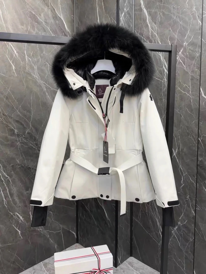 法式女士修身收腰滑雪服24秋冬季保暖毛领棉服修身时尚