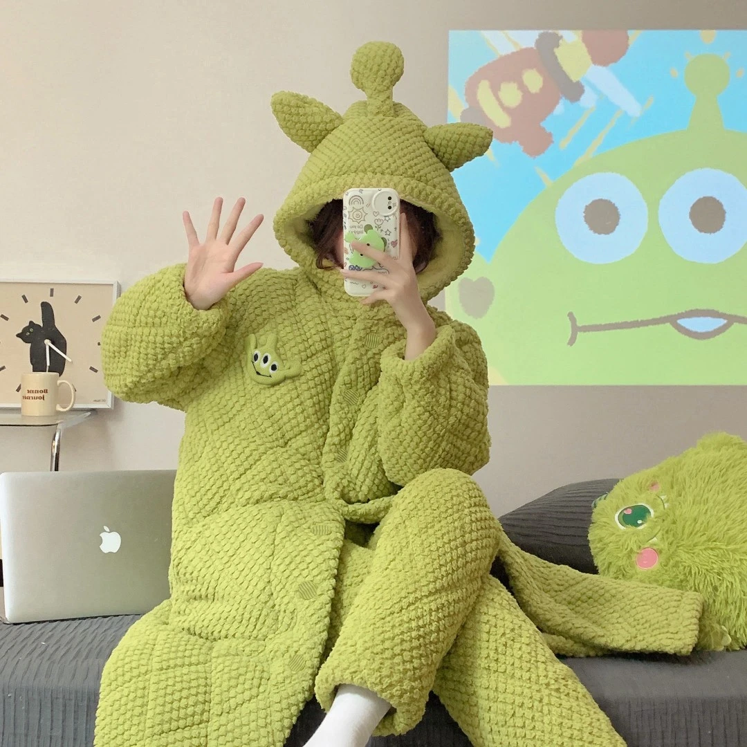 连帽睡袍女冬季三层夹棉可外出家居服套装加绒加厚保暖毛茸茸睡衣