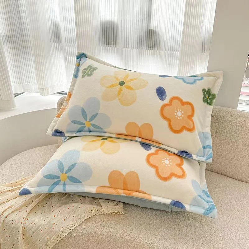 A101-200微瑕一对装枕套家用柔软小清新学校宿舍通用款牛奶绒枕套