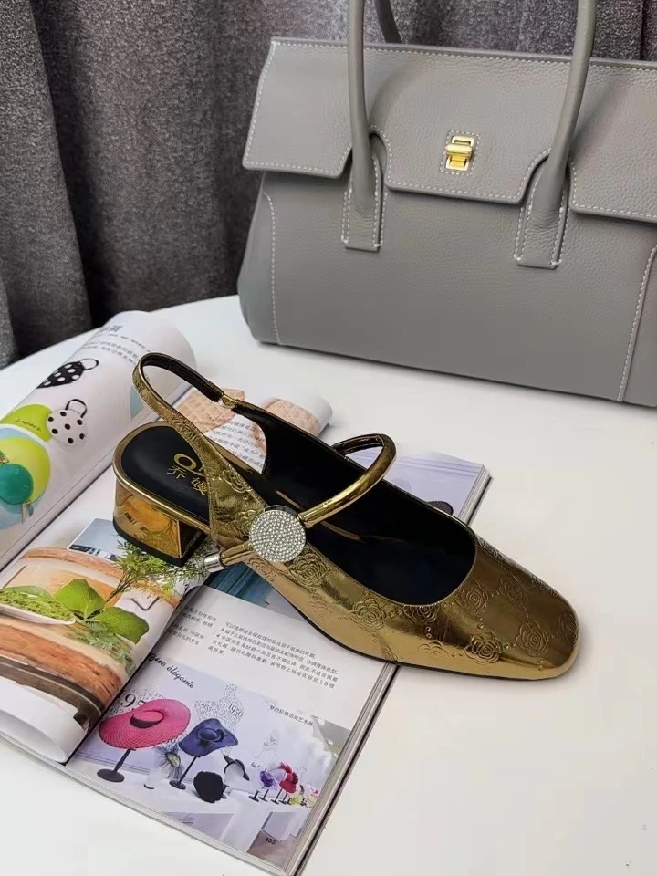 QMS1024-2483金色 2024新款轻奢百搭气质粗跟方头女士凉鞋