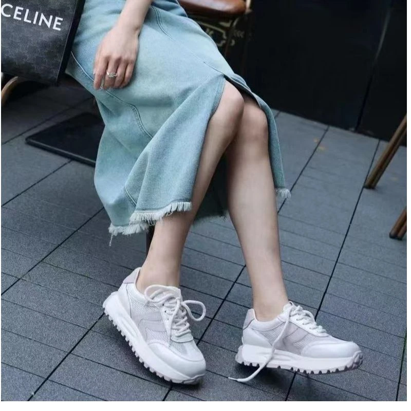 CL8537  米粉色  2024春夏时尚软底百搭透气女士休闲鞋