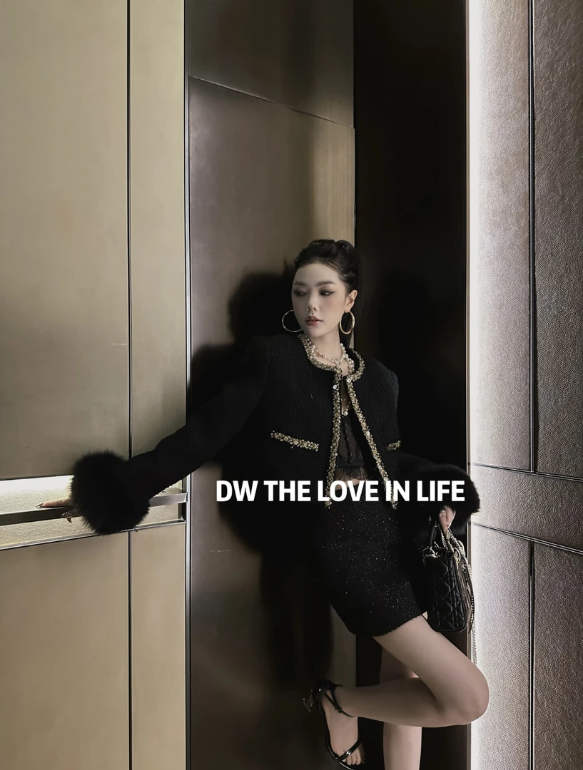 24AW//DW 高定重工钉珠袖口狐狸毛羊毛外套