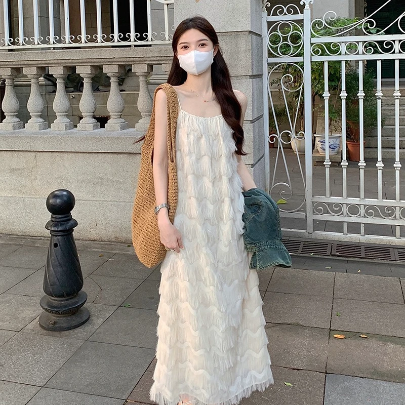 沙滩裙女旅游连衣裙衣服超仙拍照好看的裙子旅行穿搭草原6633