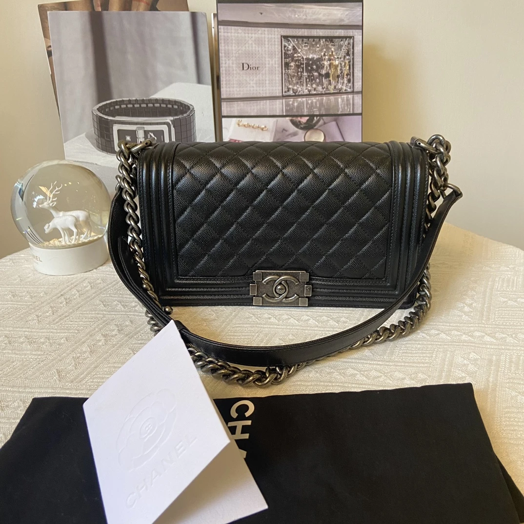 99新 Chanel/香奈儿 黑银leboy中号 26开有卡