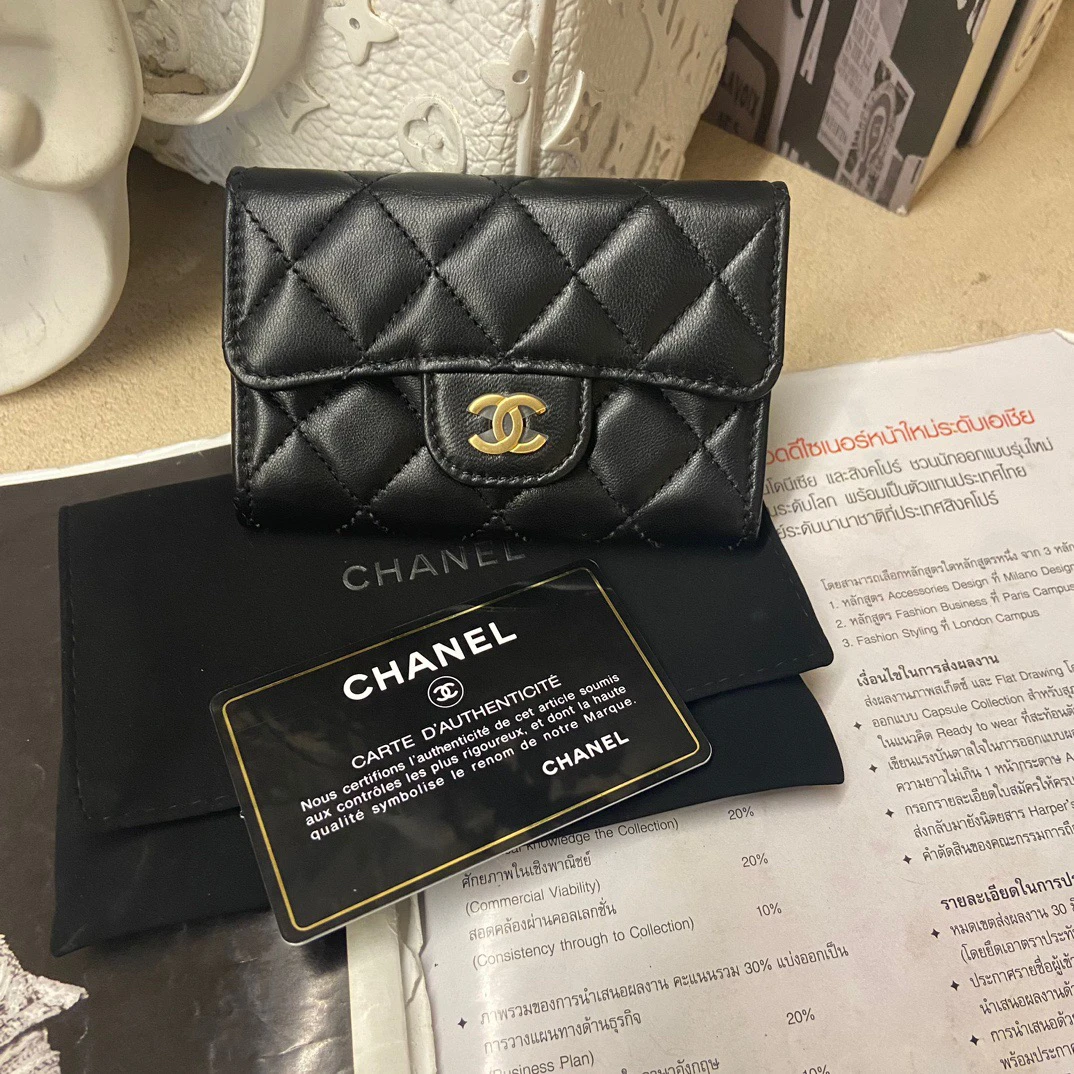 全新未使用 Chanel/香奈儿 黑金小卡包