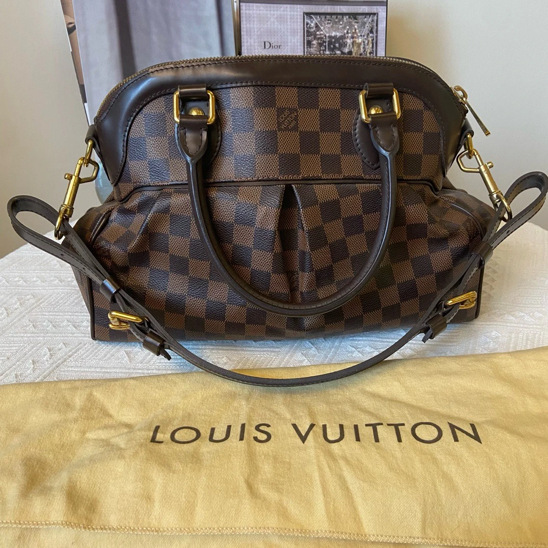 99新 LouisVuitton/路易威登 Trevi PM棋盘格手拎包