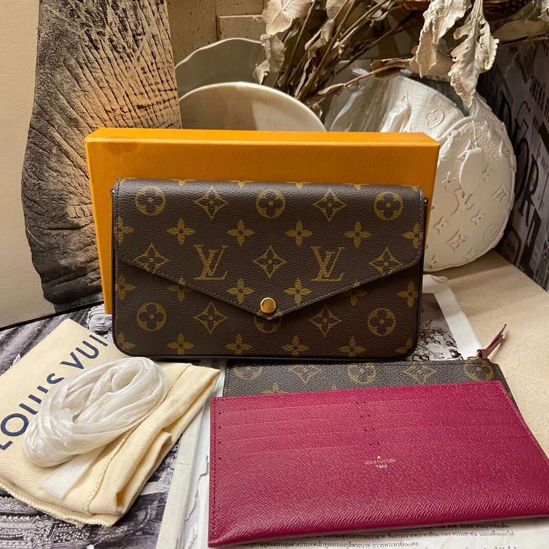 全新未使用 LouisVuitton/路易威登 三合一 麂皮内里