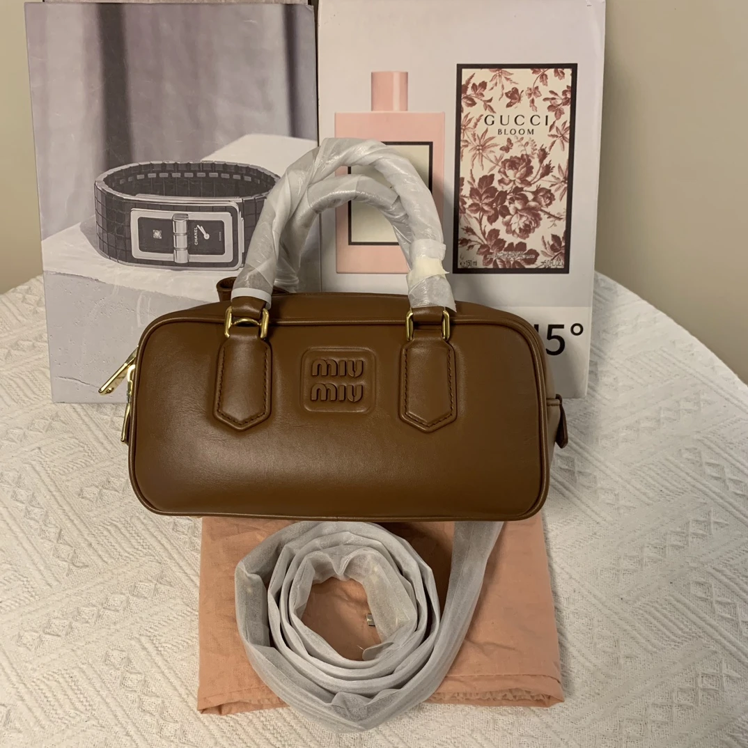 全新未使用 MIU MIU/缪缪 保龄球 棕色小号