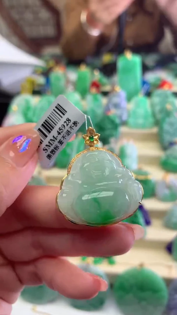 【闪购商品】翡翠吊坠(不含链)18K金镶嵌挂件