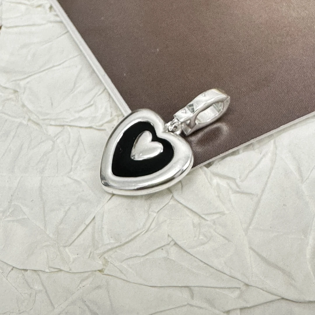 吊坠925银 S925纯银时尚小众双面爱心吊坠滴釉黑色时尚个性