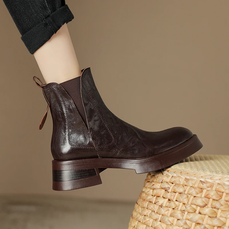 2025年新款春秋单靴女复古英伦风切尔西靴真皮小个子厚底粗跟短靴