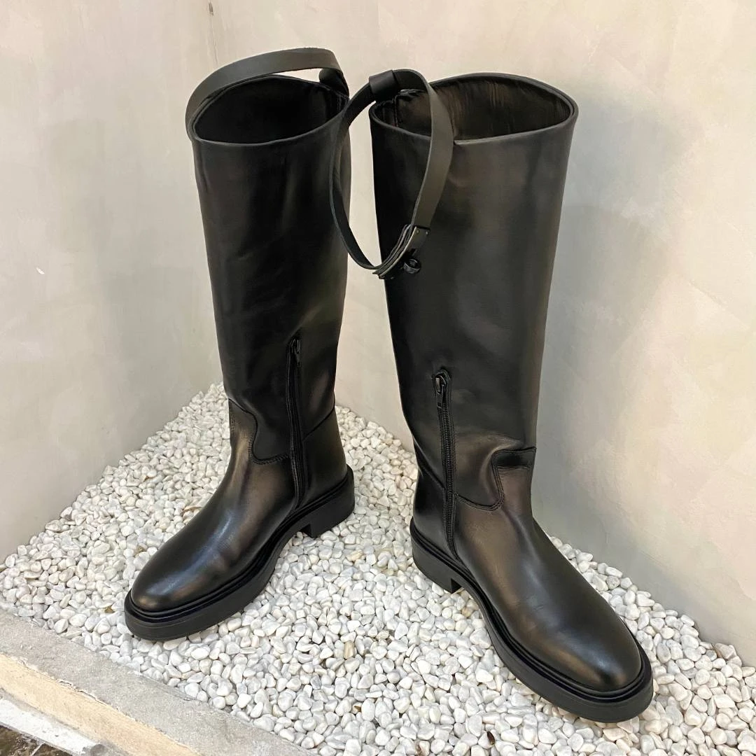 【小刚懂鞋】秋冬新款时尚长筒靴斜边设计厚底黑色百搭长靴1126-2