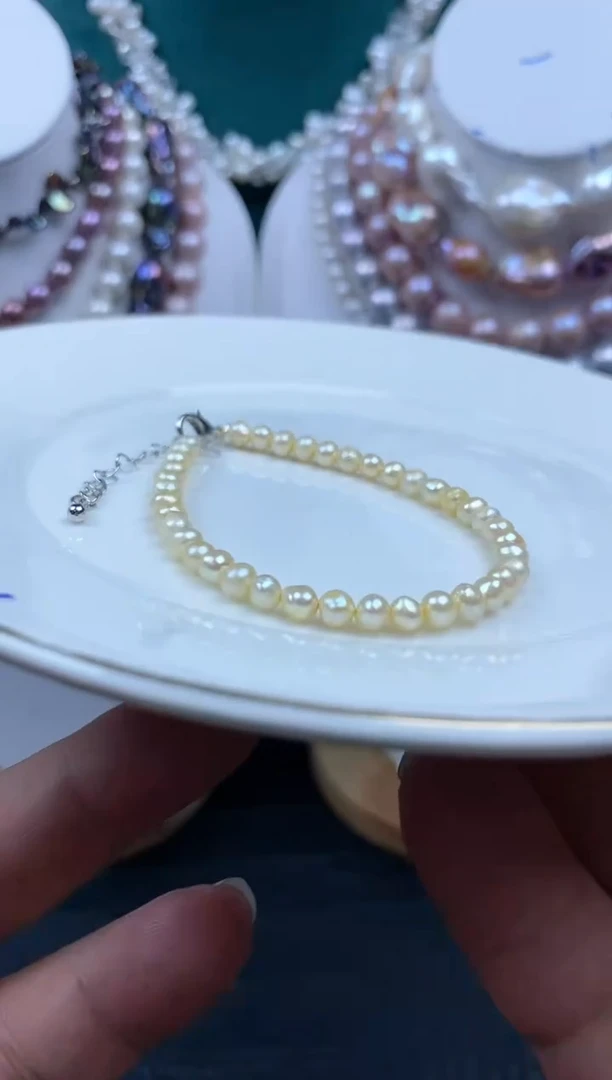 【闪购商品】淡水珍珠颈饰未镶嵌1
