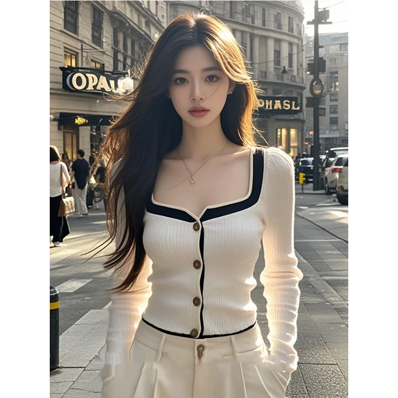 2024辣妹气质撞色方领短款修身显瘦长袖针织打底衫上衣百搭通勤风