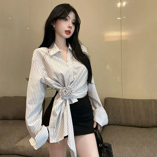 法式高级设计感不规则辣妹条纹长袖衬衫宽松显瘦气质上衣百搭短裙