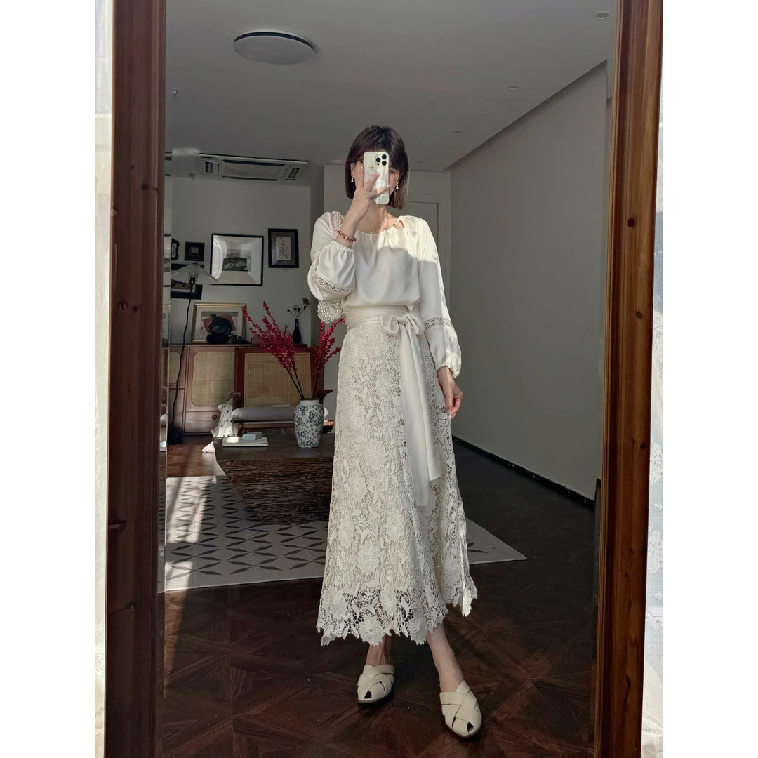 蕾英俊-玉珠阁-新中式圆领长袖上衣+高腰修身重工鱼尾半裙-JF5185