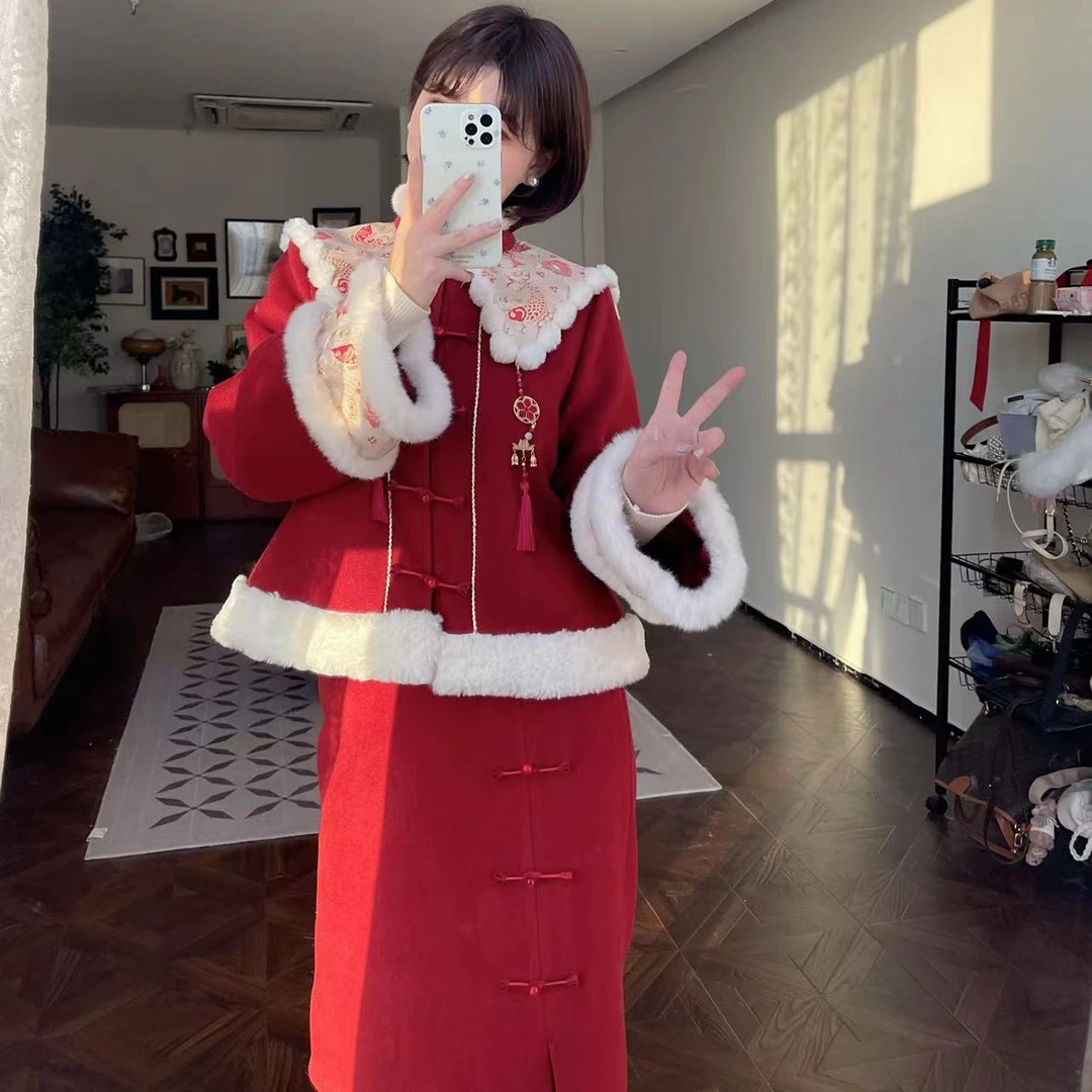 蕾英俊-红樱-冬季新款新中式中国风元气气质呢子外套-JF4171