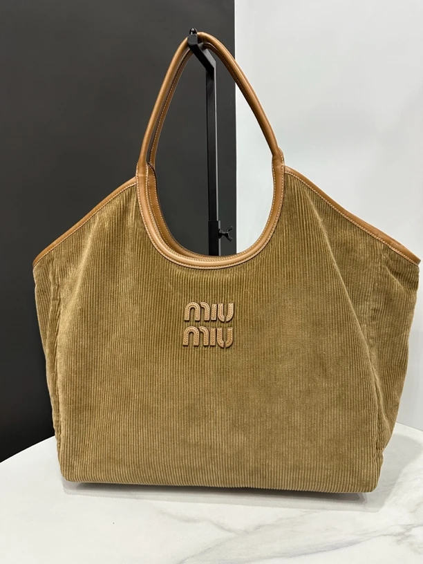 95新 MIU MIU/缪缪 灯芯绒条纹托特包40cm/JJ4061802