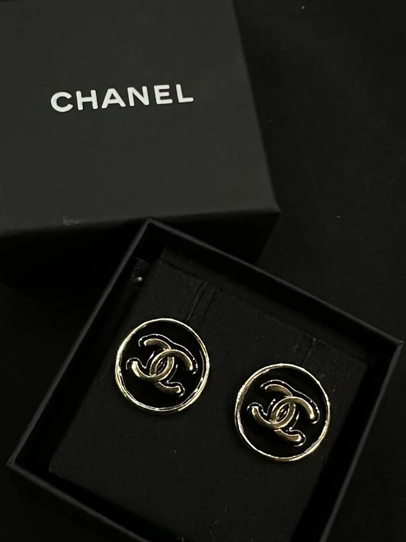 95新 Chanel/香奈儿 22A黑色纽扣耳钉/JJ4073041