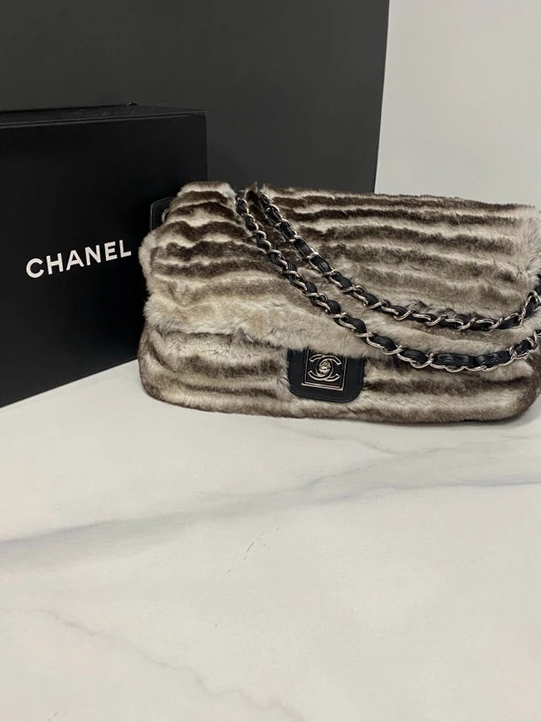 95新 Chanel/香奈儿 兔毛运动方标机场包11开30cm/JJ04101203