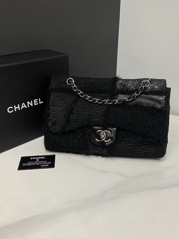 95新 Chanel/香奈儿 黑银毛呢Jumbo包14开卡30Cm/0284063003