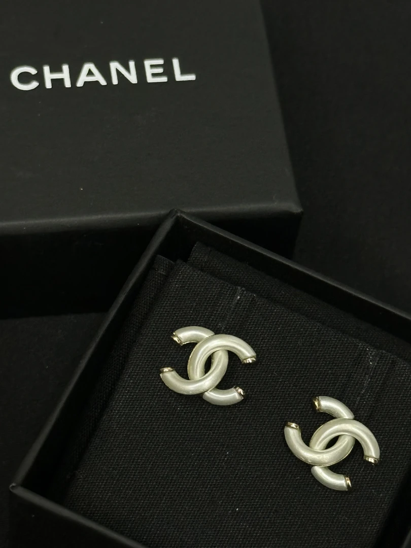 95新 Chanel/香奈儿 17P光面双C耳钉大号ZK